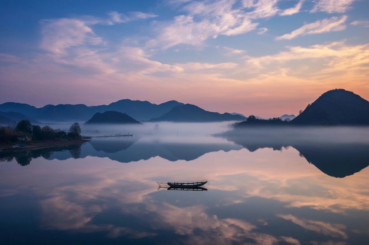 前山槎牙忽變態(tài)，后嶺雜沓如驚奔.jpg